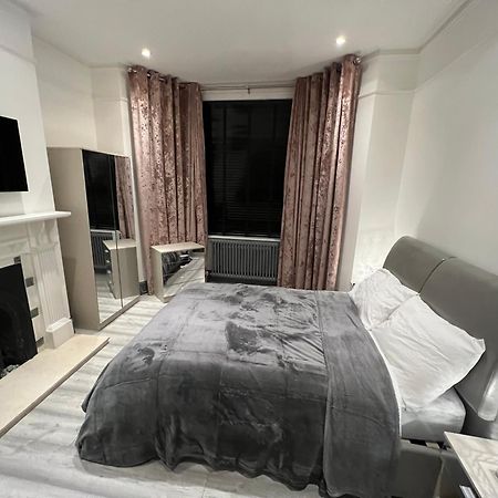 Urbanness Stays - Rooms With Stylish Comfort In The Heart Of Croydon Eksteriør bilde